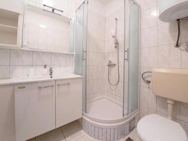 Apartment Close To Everything Need *